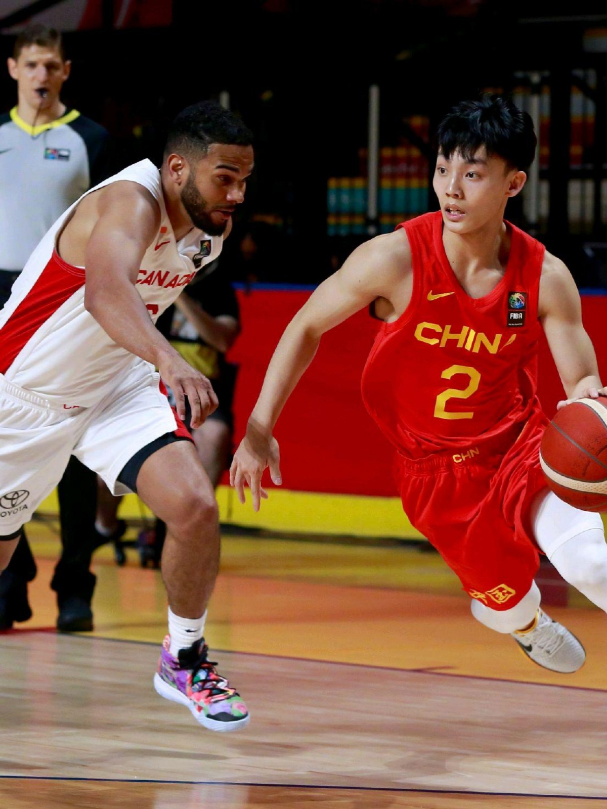 集结日广东宏远备战足总杯;回应争议细节曝光;赛场秩序良好;球探报告显示潜力的简单介绍 集结日广东宏远备战足总杯;回应争议细节曝光;赛场秩序良好;球探报告显示潜力的简单介绍