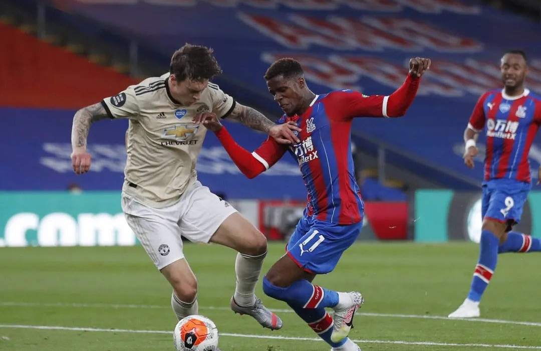 尾崎八项谁挑战成功了