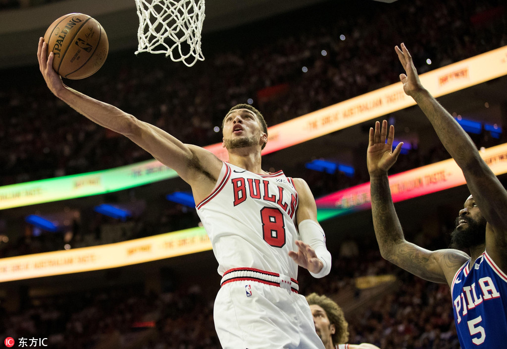 包含里昂训练开放日，关键时刻调整名单引欢呼，意甲在即，细节决定成败的词条